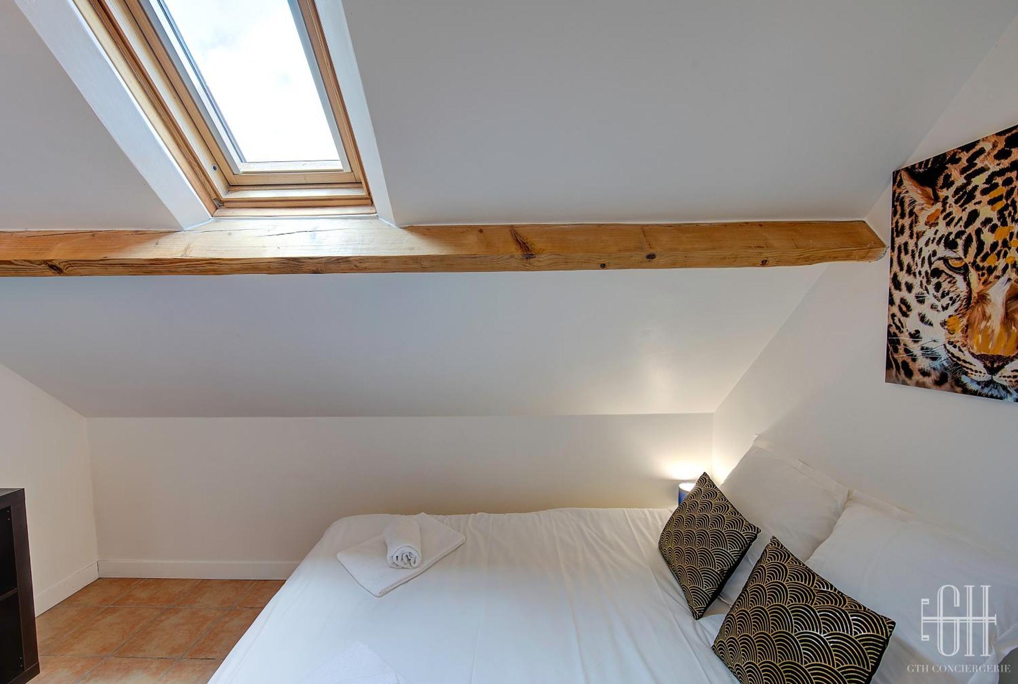 Le Qg Daire Tours Dış mekan fotoğraf